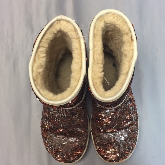 Ugg Gold Sequin Boots Sz. 6 s/n 3353 - Picture 6 of 10